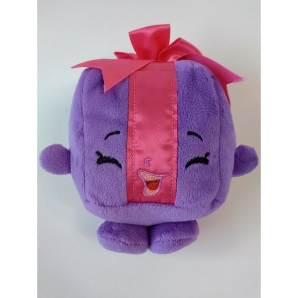 Shopkins Miss Pressy Present Purple Gift Box + Toasty POP Blue Toaster Plushie - Picture 4 of 12